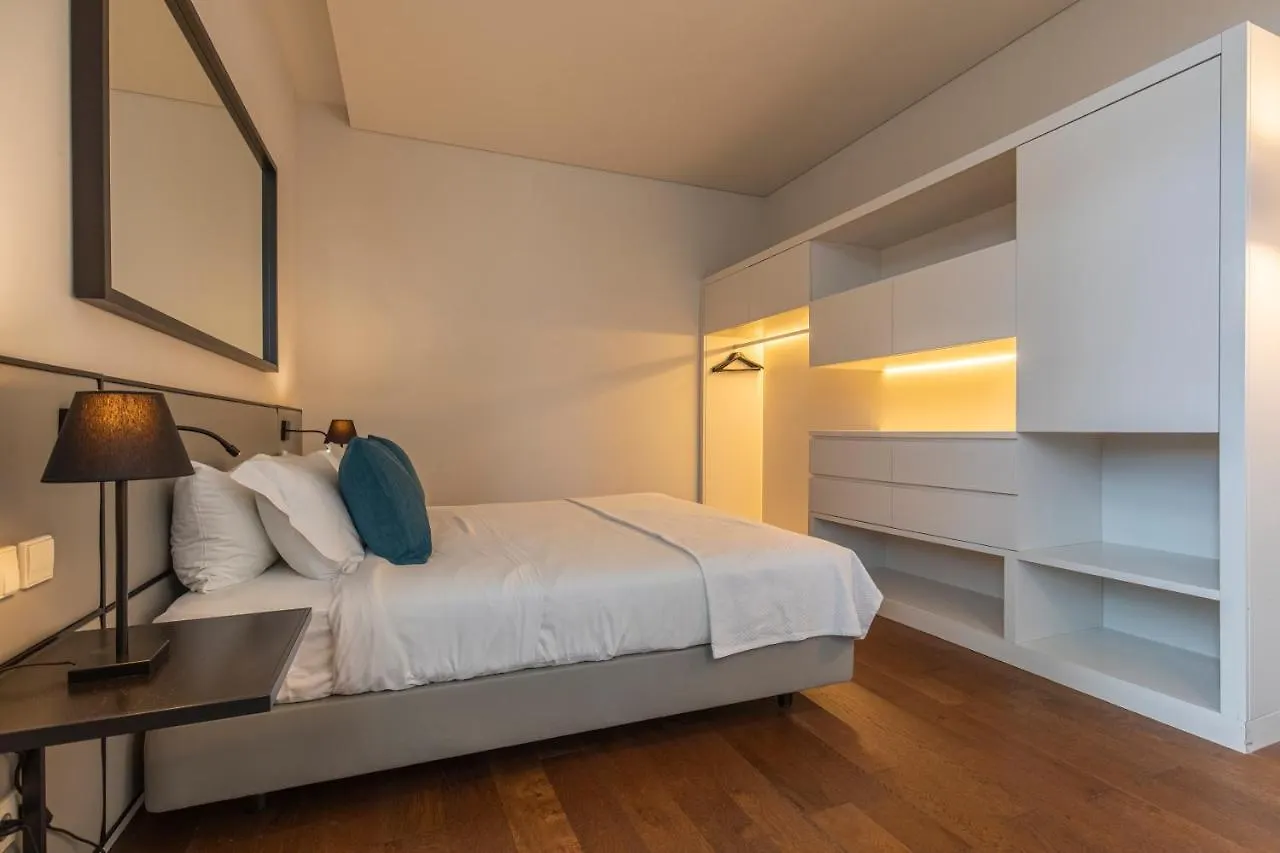 8 Building Apartment 420 Lizbona