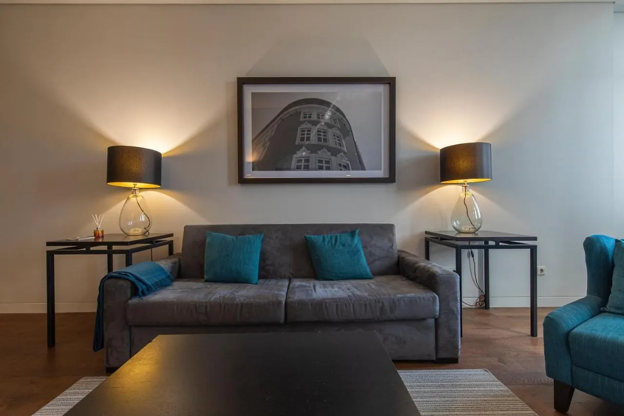 8 Building Apartment 420 Lizbona