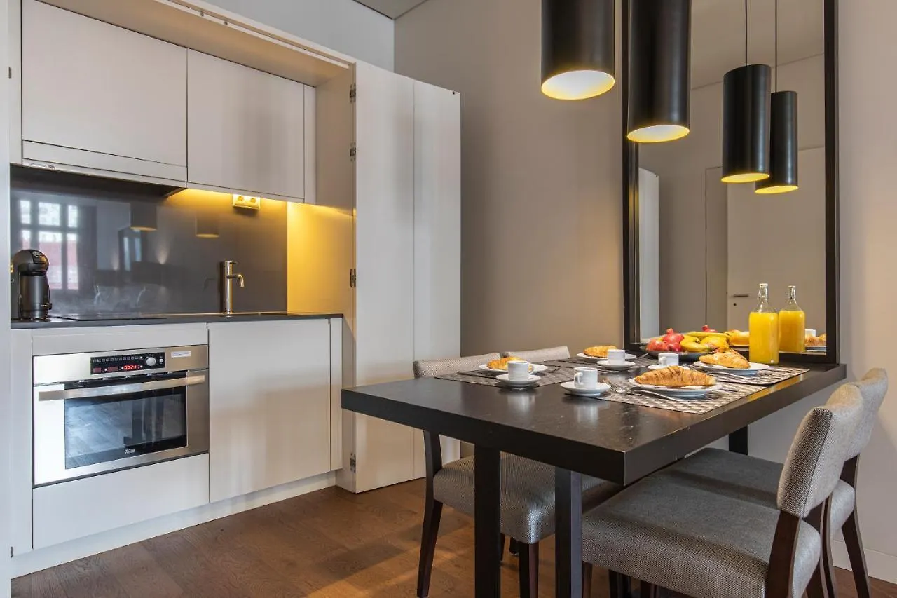 8 Building Apartment 420 Lizbona 0*,
