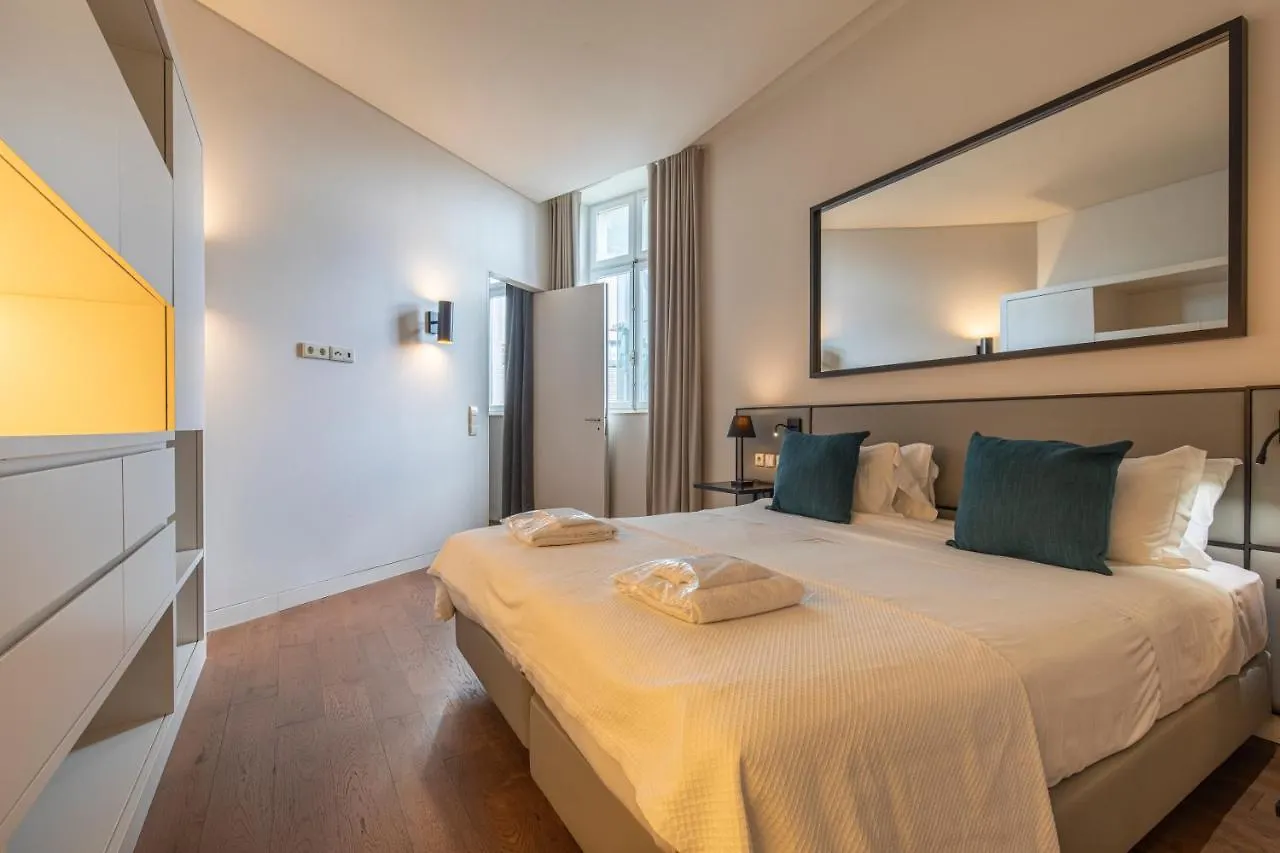 8 Building Apartment 420 Lizbona