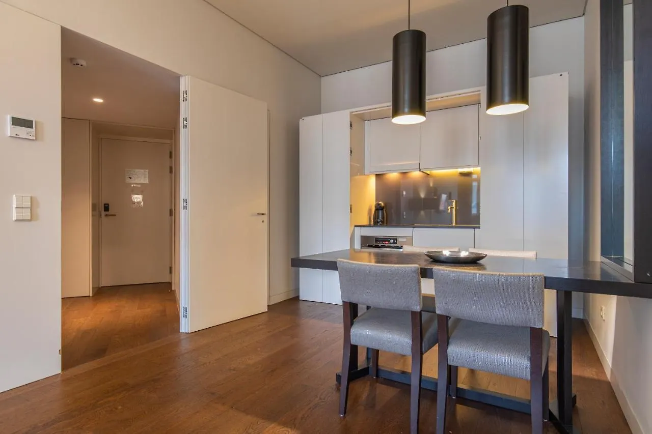 8 Building Apartment 420 Lizbona